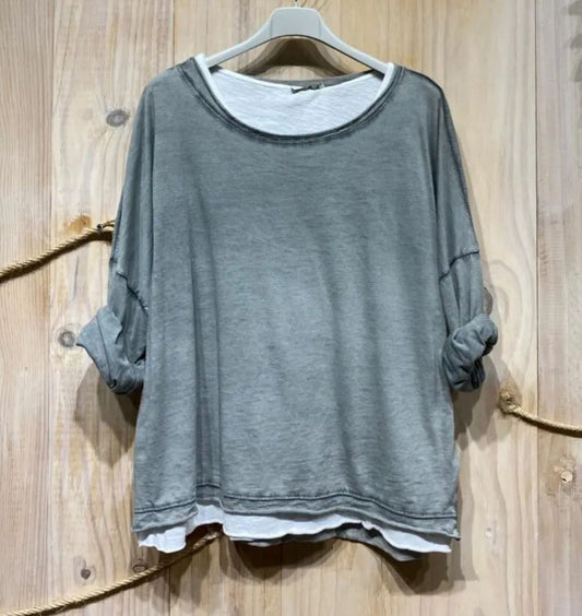 Camiseta dos en una en color gris – Pilar Martín Shop