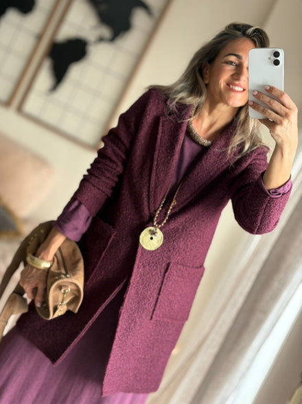 Chaqueta de punto rizo en color púrpura – Pilar Martín Shop