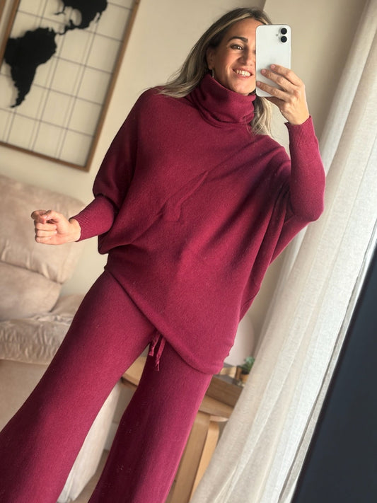 Jersey Oslo de punto con cuello alto y manga murciélago en color rosa buganvilla – Pilar Martín Shop