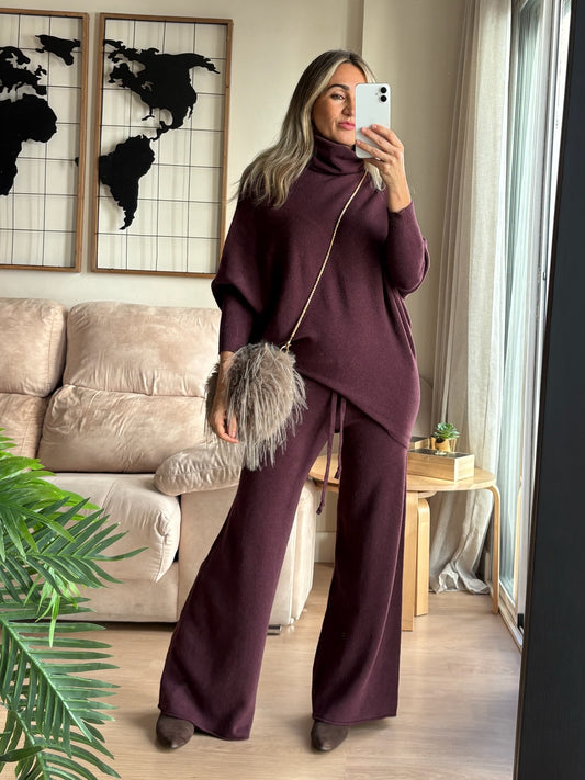 Pantalón Oslo de punto, pernera ancha en color berenjena – Pilar Martín Shop