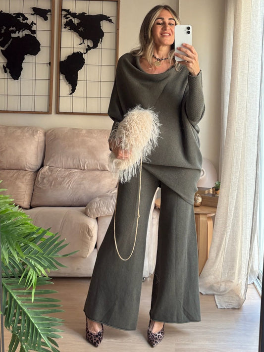 Jersey Oslo oversize de punto en color verde con tacón – Pilar Martín Shop
